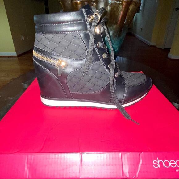 Sneaker Wedge Booties - Picture 3 of 3